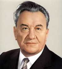 қонаев