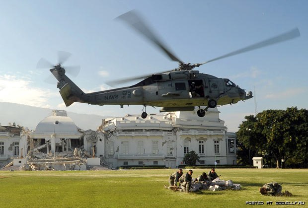 1263957386_helicopter-palace_1562103i