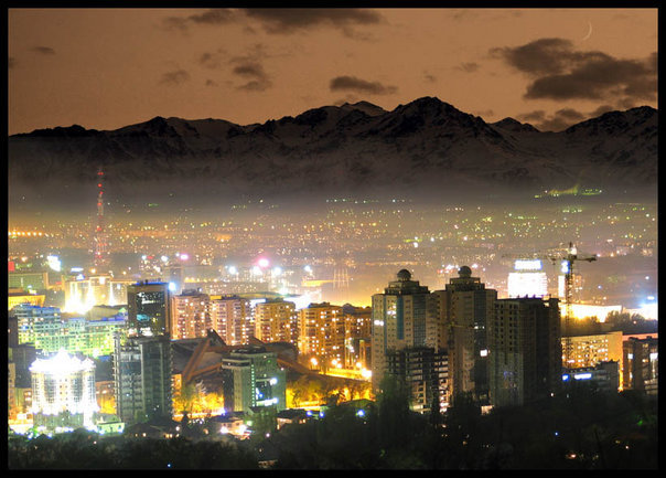 http://www.qazaquni.kz/wp-content/uploads/night-almaty-big.jpg