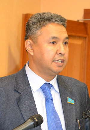 Азат
