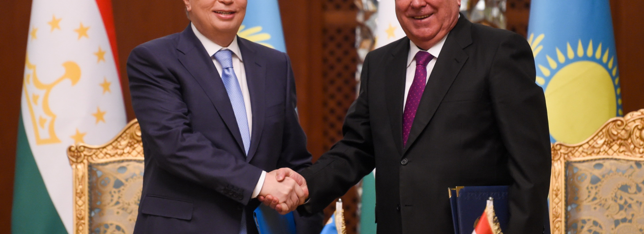 Қасым-Жомарт Тоқаев пен Эмомали Рахмон бірлескен мәлімдеме жасады