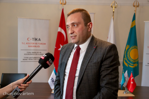 Яссауиді түркі жұрты түгел оқыса дейміз - Исмаил Гүрлек