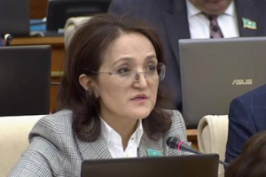 Жаһандық ағымдарға ермес үшін тіл мен әдебиетті дамыту керек - Жәмила Нұрманбетова
