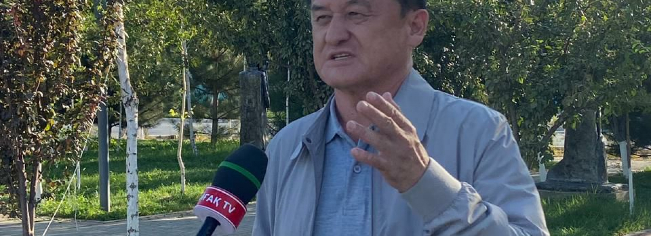 Қазыбек Иса қандастармен кездесті