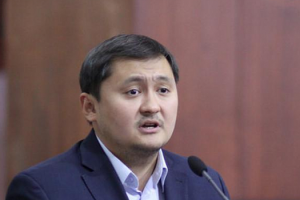 «Ислам дініне жақын адаммын» - Жаңа министр Кипр аралындағы отбасы мен салафизмге қатысы туралы айтты