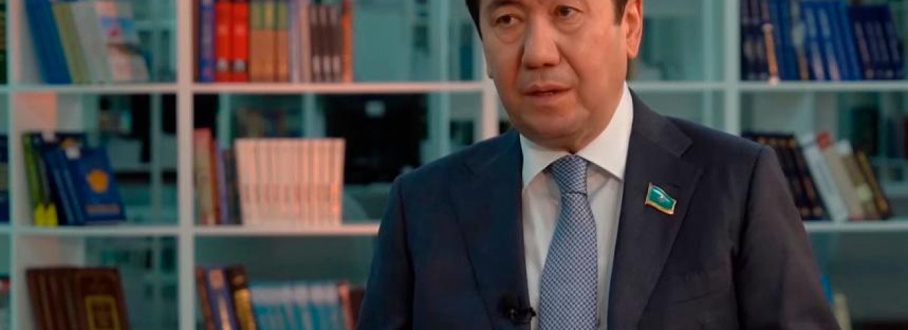Қаңтарда Президент шешімді қалай қабылдады – Мәжіліс спикерінің сұхбаты