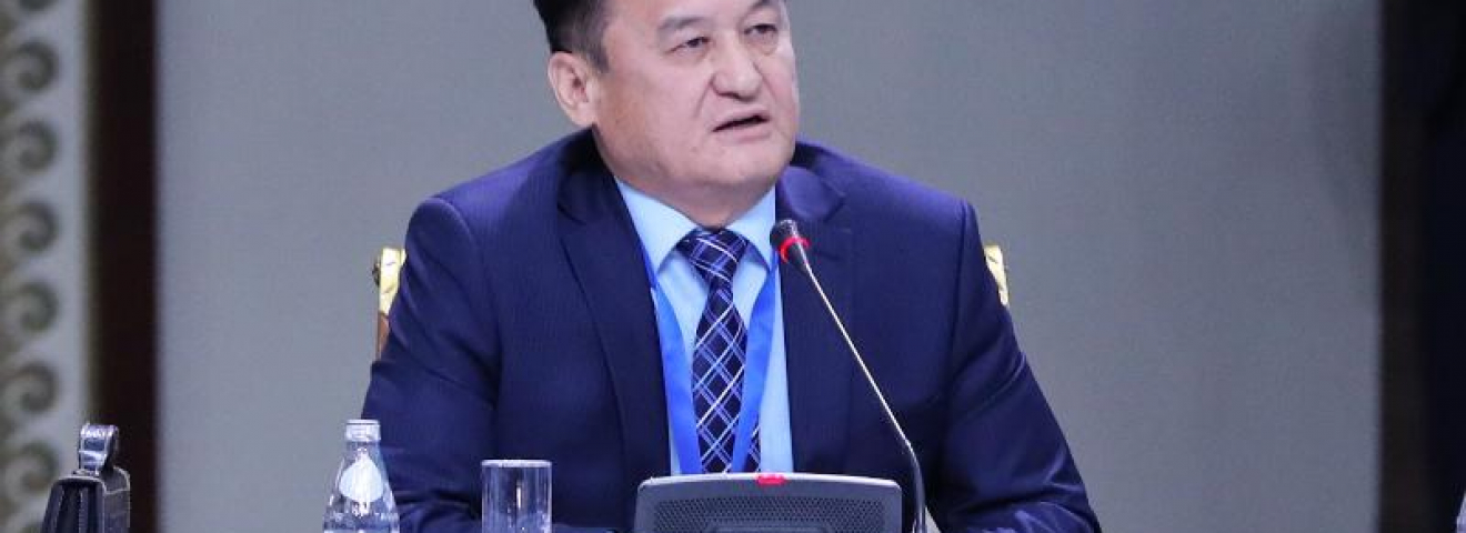 Кәрімбек Құрманәлиев: Халық қалаулысы ретінде  сүйіс­пеншілікке бөленген Қазыбек Иса