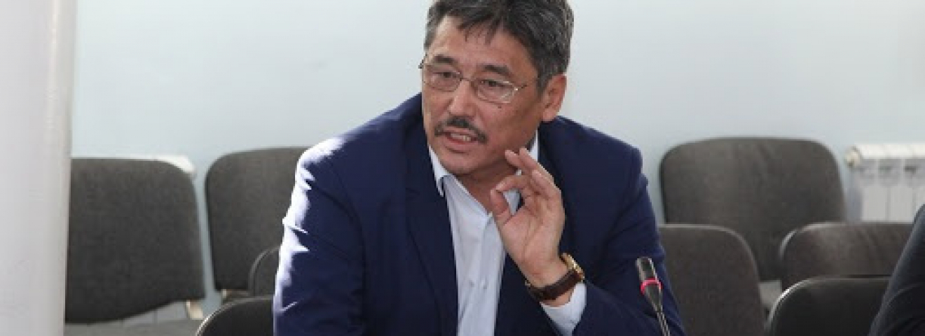 Біз білетін Бижомарт немесе түсіне Ақаң кіретін азамат