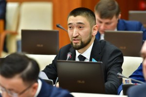 "Ақ жол": Дарынды жастар шетелге емес, елге қызмет етуі тиіс