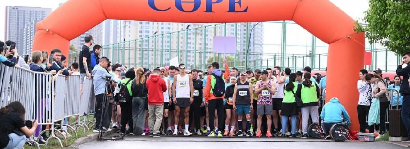Run for Autism қайырымдылық жарысына қатысушылар «Таза Қазақстан» акциясына қолдау көрсетті