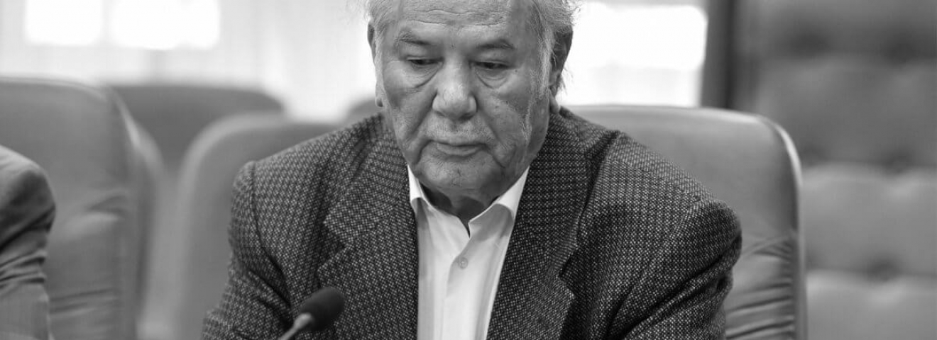 "ҚАЗАҚ ШЕКСПИРІНЕН АЙЫРЫЛДЫҚ"