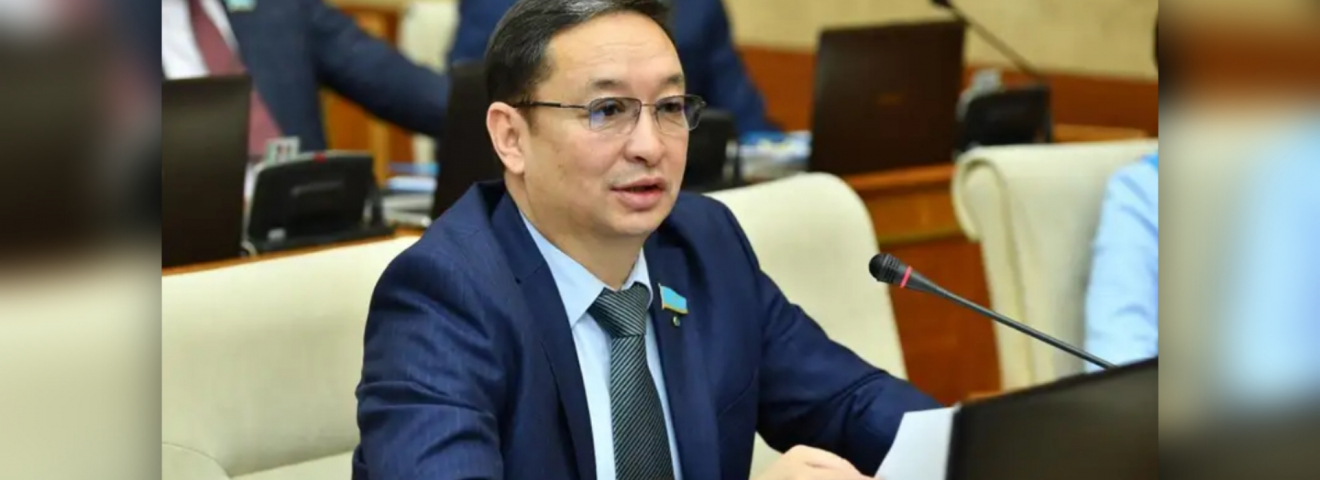 "Ақ жол": ПЭТ-қалдықтарды шығару отандық өндіруші кәсіпорындардың әлеуетіне нұқсан келтіреді