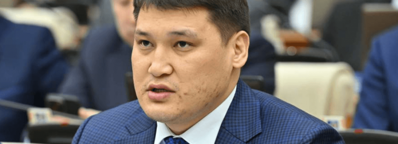 Шымкентте қала әкімінің орынбасары Руслан Берденовті атып кетті