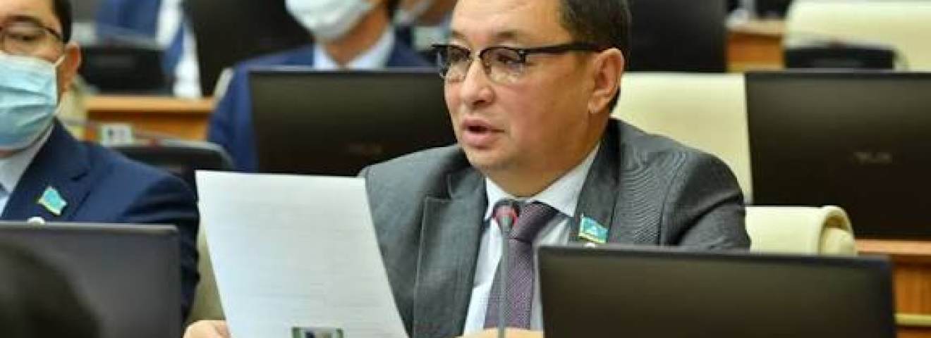 Ұлттық банктің салымшылардың банк құпиясын жария ету жөнінде талабының заңсыздығы туралы