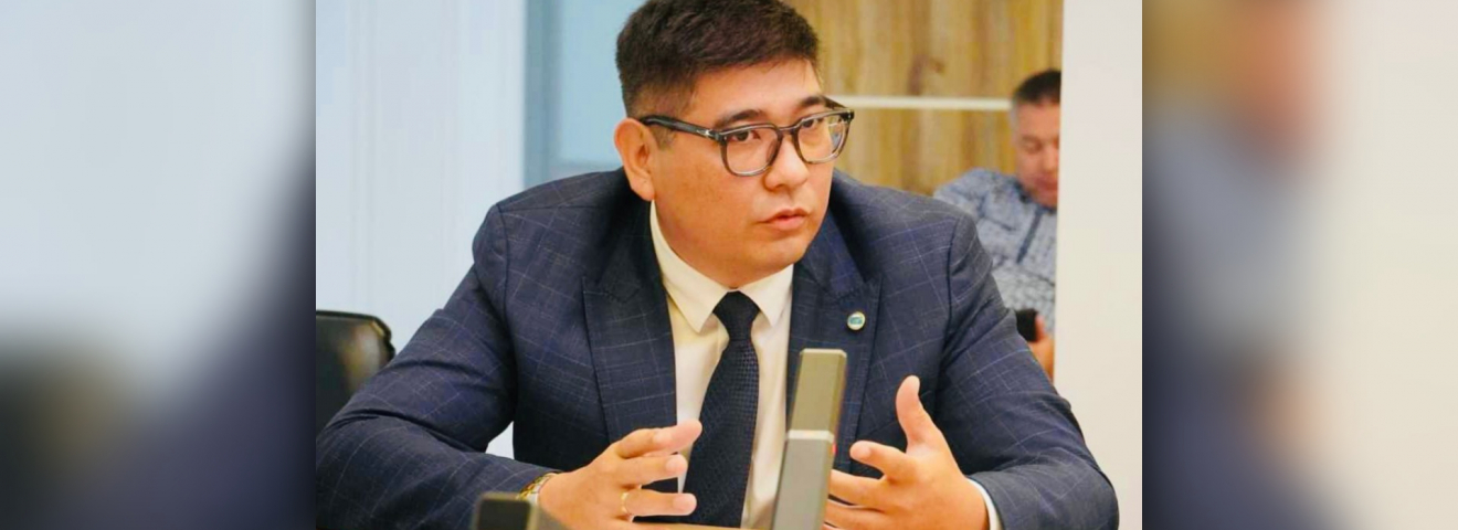 "Ақ жол" депутаттары Қаржы министрлігінің заңды бұрмалап, жеке кәсіпорындарға зиян келтіретін мемкомпанияларды лоббилегенін әшкереледі