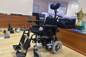 Ақмола облысында мүгедектер арбасына арналған жаңа құрылғы өндірісі жолға қойылды