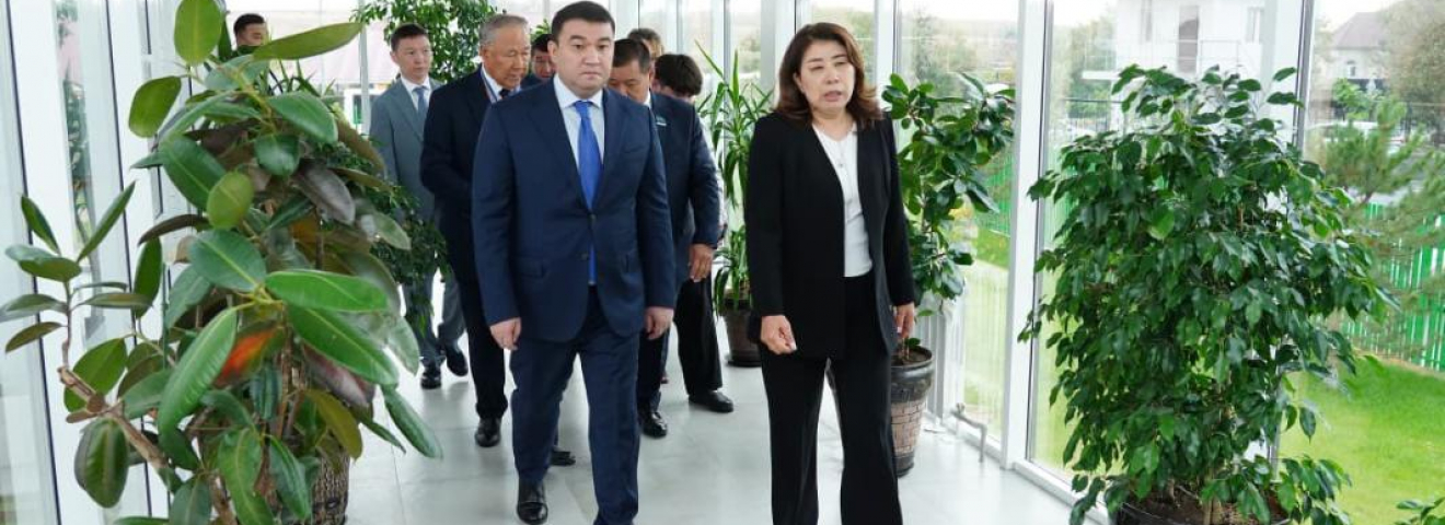 ТҮРКІСТАН ОБЛЫСЫНДА ҚАРТТАР КҮНІНЕ ОРАЙ «ҚҰРМЕТ» АРДАГЕРЛЕР ҮЙІ АШЫЛДЫ