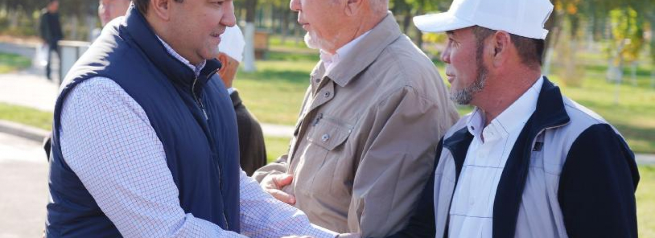 Түркістанда облыс әкімі мен тұрғындар жасыл бастаманы қолдады