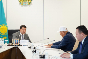 Облыс әкімі Нұралхан Көшеров тұрғындарды жеке қабылдап, өзекті мәселелерді талқылады