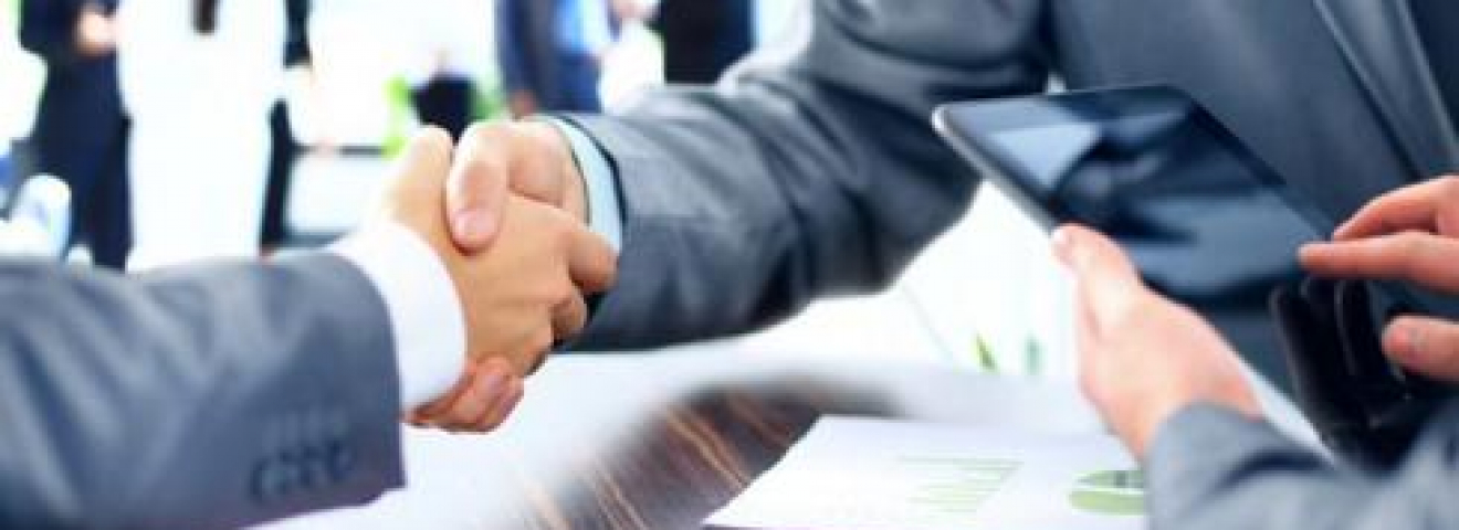 МЕМЛЕКЕТТІК ҚЫЗМЕТШІЛЕРГЕ КӘСІПКЕРЛІКПЕН АЙНАЛЫСУҒА РҰҚСАТ ЕТІЛМЕЙДІ