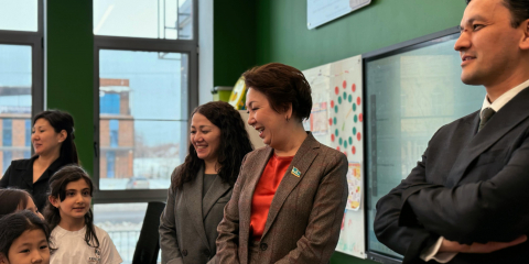 Мәжіліс вице-спикері Дания Еспаева Kemel Bilim халықаралық мектебіне барды