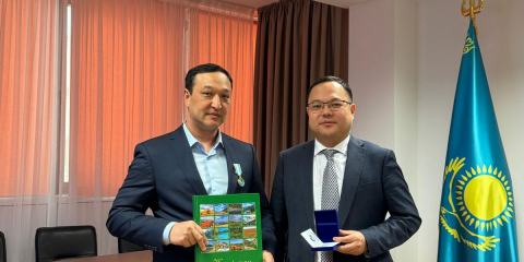 Nomad төрағасы ведомстволық наградамен марапатталды