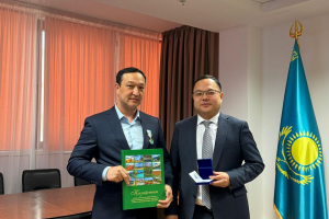 Nomad төрағасы ведомстволық наградамен марапатталды