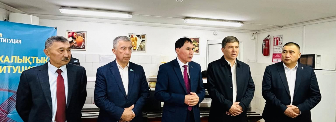 ЖАЛПЫҰЛТТЫҚ КОАЛИЦИЯ ӨКІЛДЕРІ "ФУДМАСТЕР" КӘСІПОРЫНЫНЫҢ ЕҢБЕККЕРЛЕРІМЕН КЕЗДЕСТІ