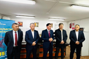 ЖАЛПЫҰЛТТЫҚ КОАЛИЦИЯ ӨКІЛДЕРІ "ФУДМАСТЕР" КӘСІПОРЫНЫНЫҢ ЕҢБЕККЕРЛЕРІМЕН КЕЗДЕСТІ