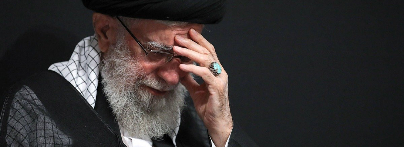 Аятолла Хаменеидің көзі жойылған сәттің видеосы жарияланды