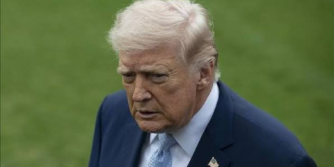 Трамп Иран мен Харк аралының мұнайын басып алуға рұқсат берді