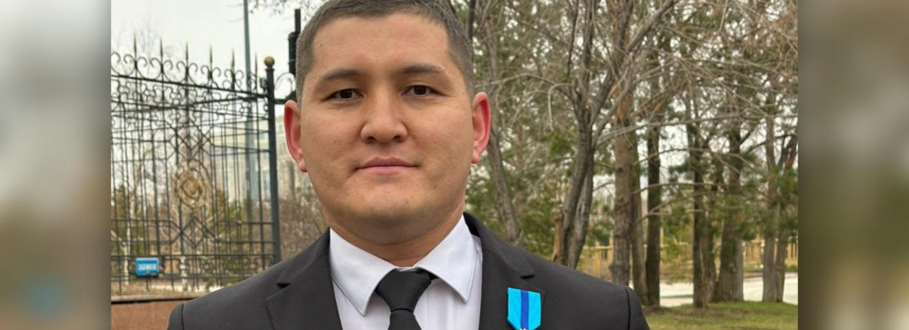 Бұл марапат жігер берді: Президент қолынан медаль алған ғалым әсерімен бөлісті