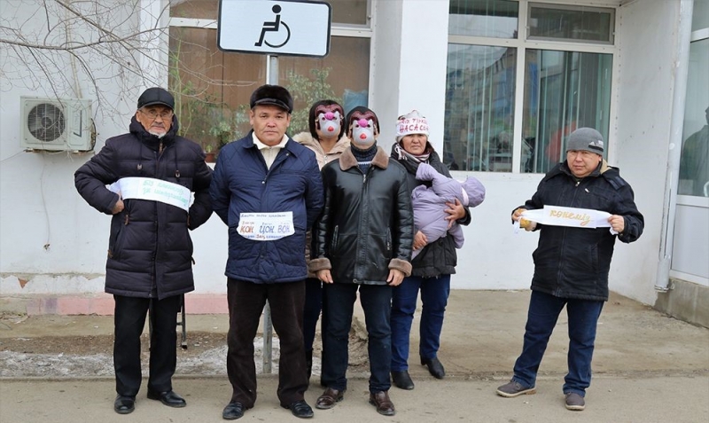 Атырау халқы тіркеуге қарсы митингке шықты (ВИДЕО)