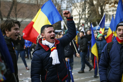 Румынияда жұрттың жаппай қарсылығын тудырған заң жобасы қайта жазылатын болды (ФОТО)
