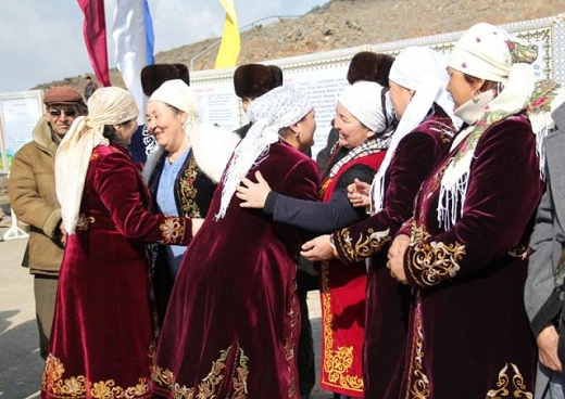 Бүгін жыл басы: Амал ма, көрісу ме?
