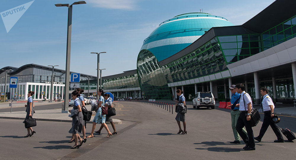 Желіде билеп жүрген "Эйр Астана" стюардессаларының видеосы пайда болды