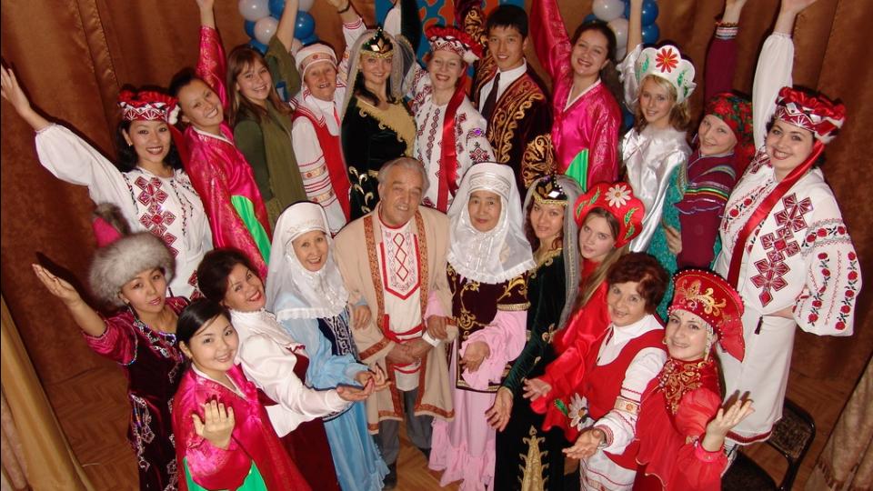 Лукашев Всеволод: Латын әліпбиіне көшуде ұлтқа бөлінуге болмайды
