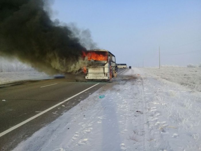 Ақтөбеде өртенген автобустан 44 адамның мәйіті шығарылған