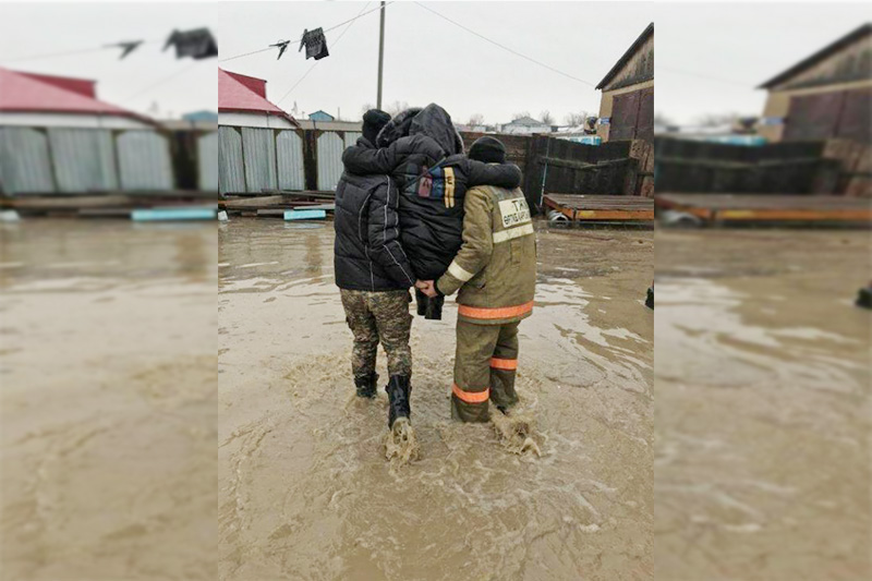 ШҚО-дағы су тасқыны: 42 адам қауіпсіз жерге көшірілді