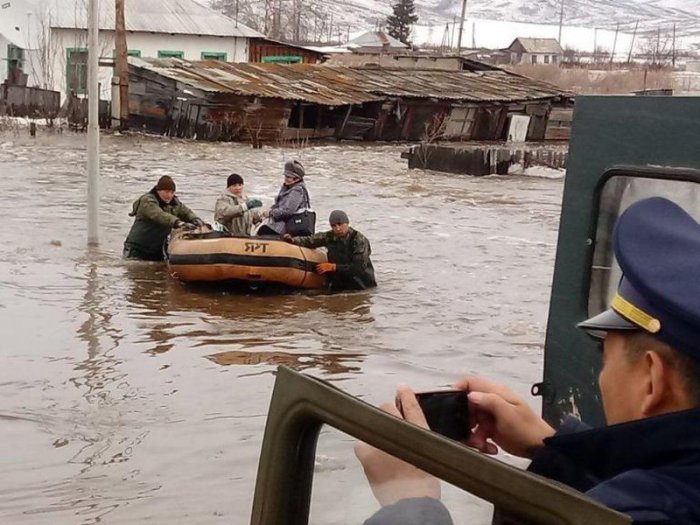 Халқы суға батып жатқан ШҚО әкімдігі Астананың мерейтойына 1 млрд теңгеге сыйлық жасамақшы