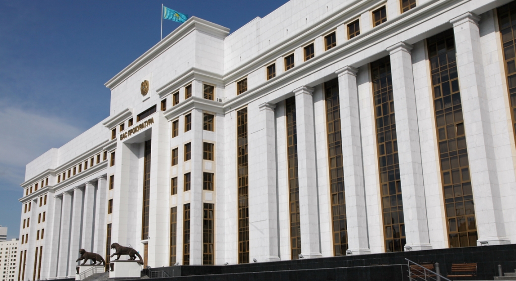 Заңгер Астанадағы антикоррупциялық қызмет пен Прокуратураға қатысты сұмдық жайтты айтты