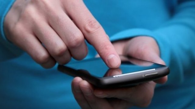 Латын қарпімен оқуға көмектесетін мобильдік қосымша әзірленді