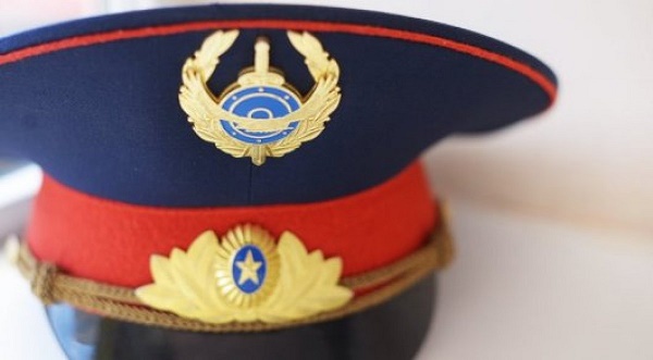 Полицей Астана-Көкшетау тасжолындағы автобекетке қарулы шабуыл жасады