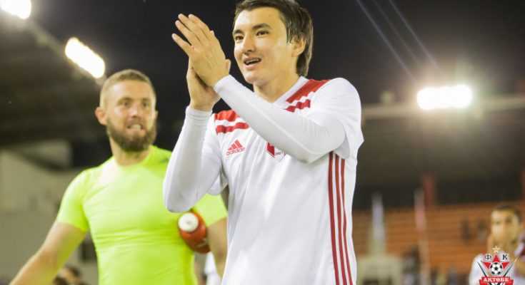 «Я не Конысбай»: Қазақ футболшысы Ұлан Қонысбаев тегін қазақшалауға қарсы шықты