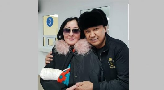 Әнші Гауһар Әлімбекова қолхатпен босатылды