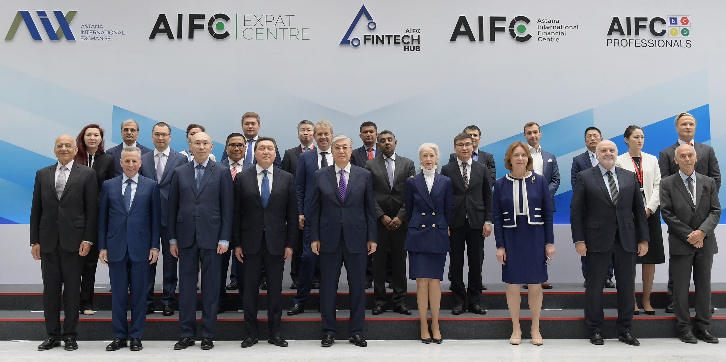 Қазақстан Президенті «Астана» халықаралық қаржы орталығын басқару жөніндегі Кеңес отырысын өткізді