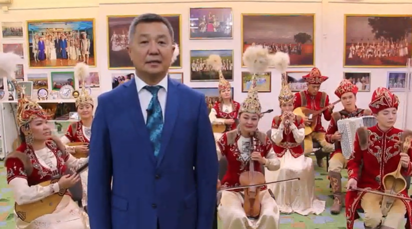 "Сазген Сазы" Ансамблінің жетекшісі Бағдат Тілегенов Абай өлеңдерін оқу эстафетасын жалғастырды (видео)