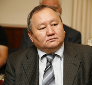 Топтан озған тұлпар-тын