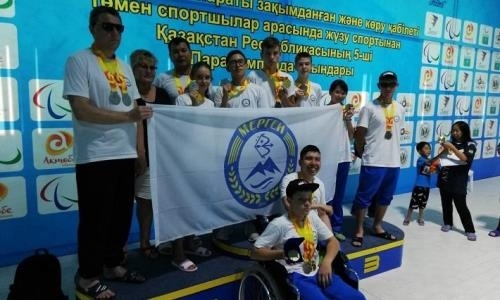 Елорданың жүзгіштері үздік атанды