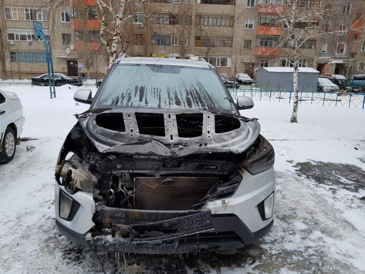 Отбасы жаңа жылдық отшашу салдарынан несиеге алған көліктен айырылды